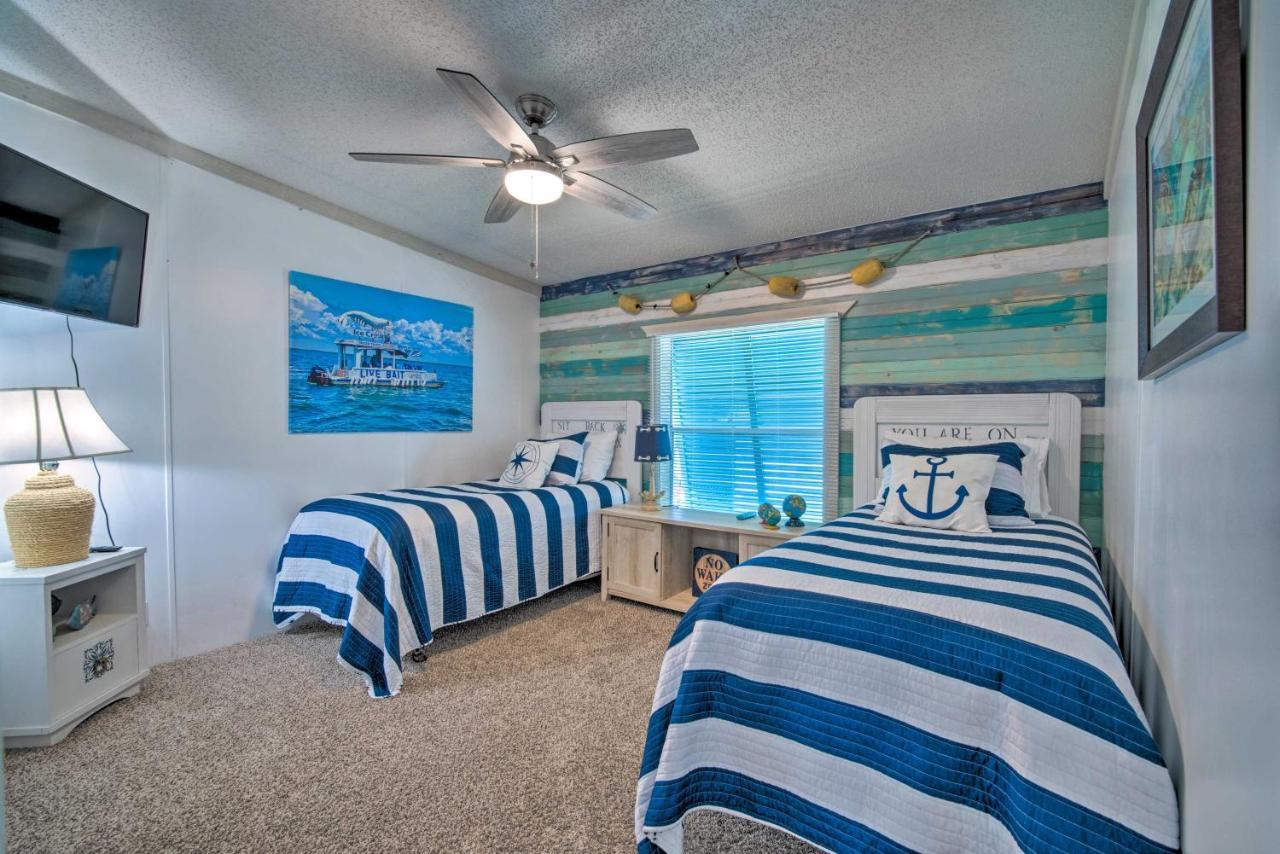 Retreat On The River With Boat Dock, Porch, And Grill! ホモサッサ エクステリア 写真